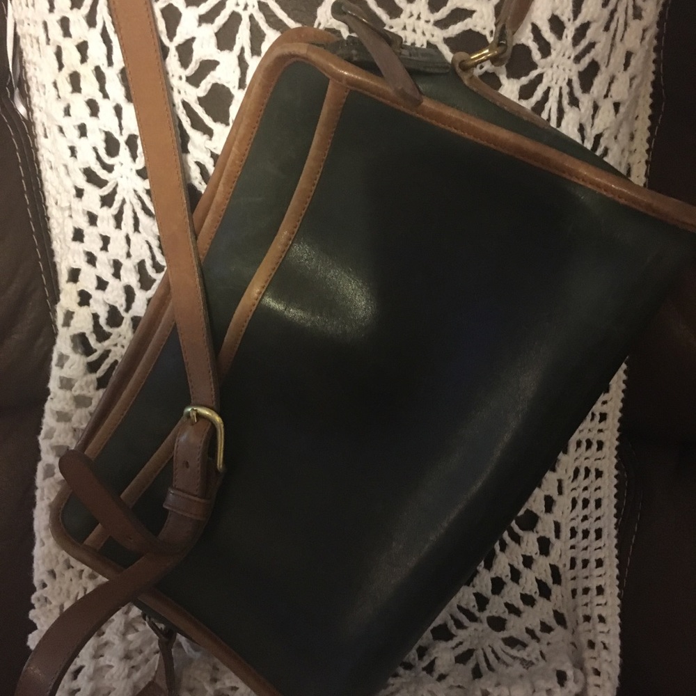 Vintage Coach Shoulder bag